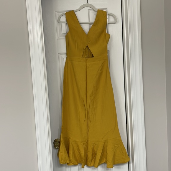 Mustard Midi Dress - Picture 3 of 4
